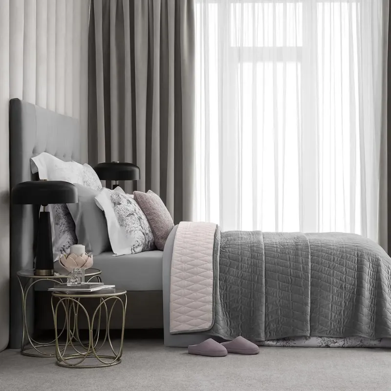 Bedspread MORETTO