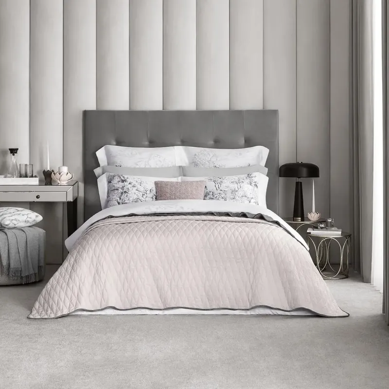 Bedspread MORETTO