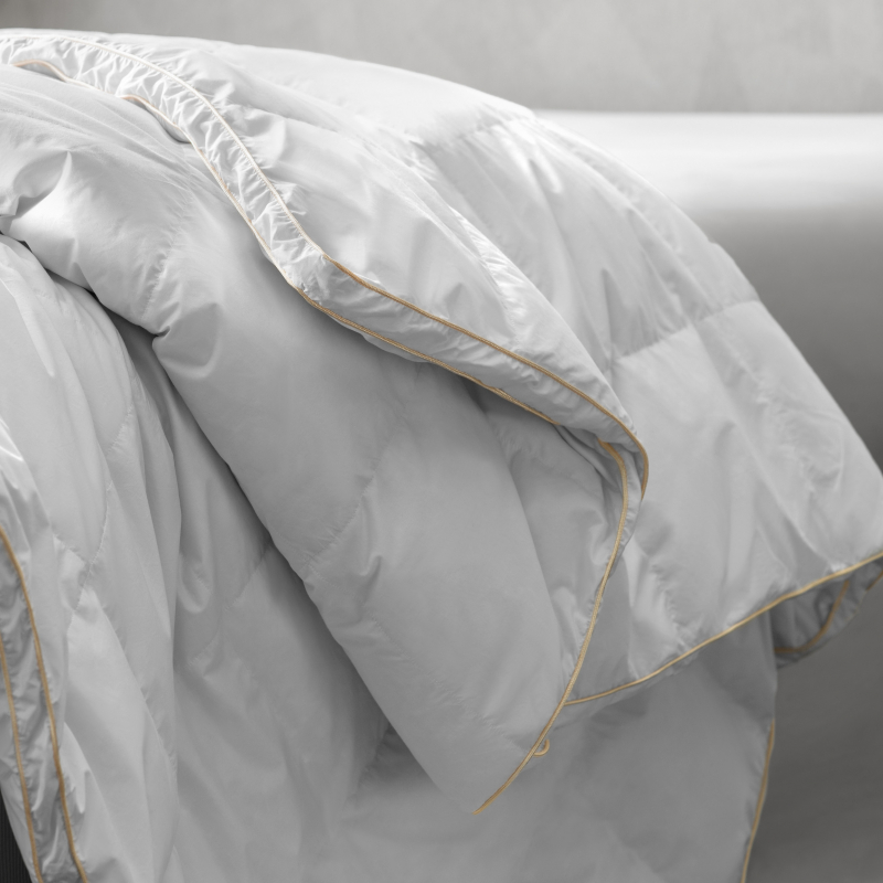 Comforter ARTEMIS