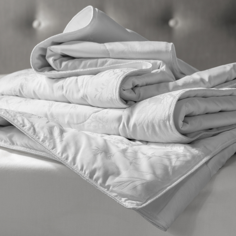 Comforter LOTUS