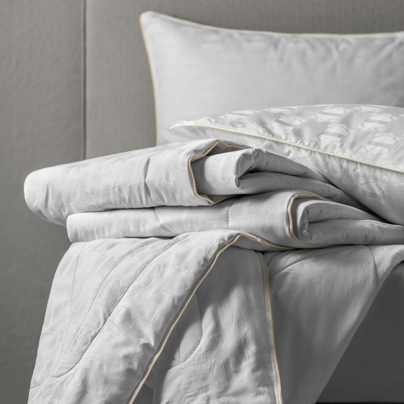Comforter MAESTRO