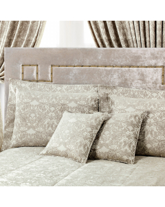 Decorative pillow VIARDO