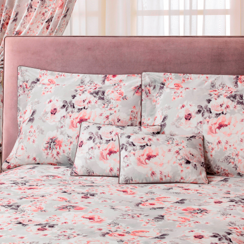 Decorative pillow LORETTA 