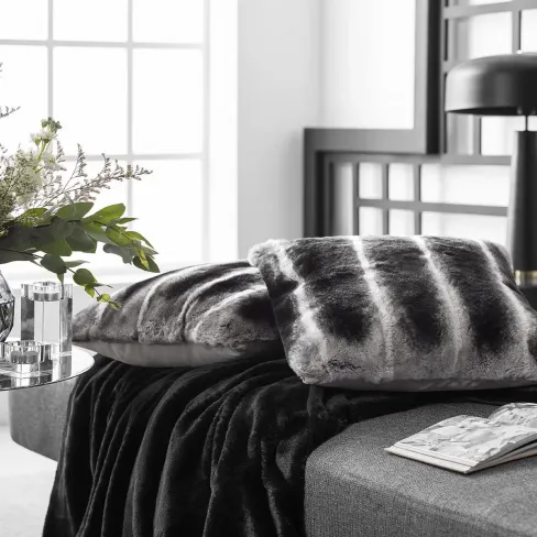 Decorative pillow ROUSHER